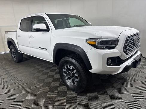 Used 2023 Toyota Tacoma TRD Off-Road w/ Technology Package AWD/4WD image 1