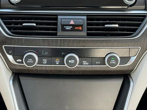 Used 2018 Honda Accord EX-L image 23