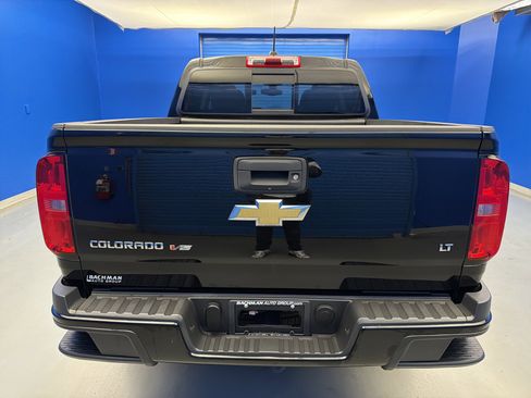 Used 2019 Chevrolet Colorado LT w/ LT Convenience Package AWD/4WD image 6