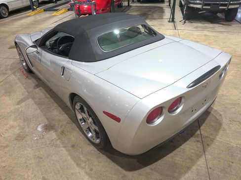 Used 2007 Chevrolet Corvette Convertible w/ Preferred Equipment Group image 30