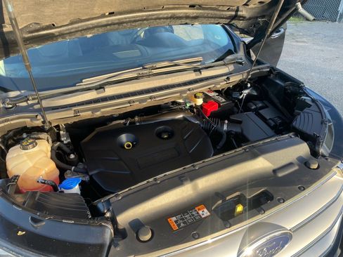 Used 2016 Ford Edge Titanium image 15