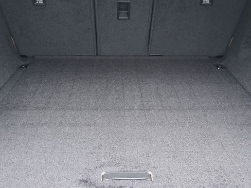 New 2026 Land Rover Range Rover SE image 36