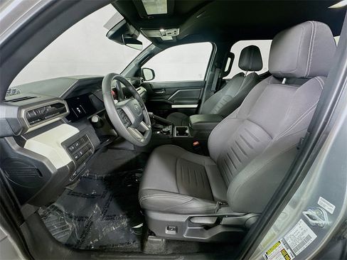 Used 2024 Toyota Tacoma TRD Off-Road image 15