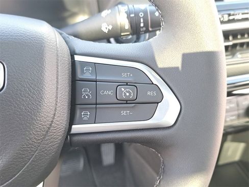 New 2026 Jeep Compass Limited w/ Sun, Sound & Navigation Group image 18