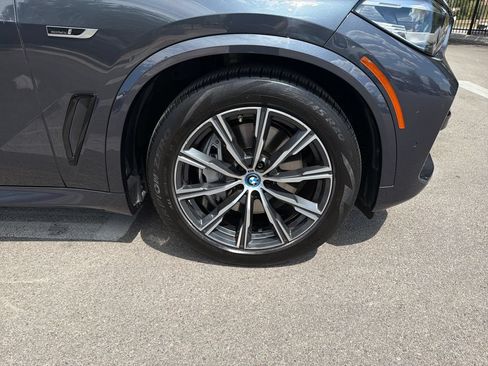 Used 2022 BMW X5 xDrive45e w/ M Sport Package AWD/4WD image 18