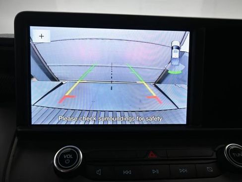 Used 2022 Ford Maverick XL image 17