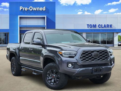 Used 2021 Toyota Tacoma TRD Off-Road AWD/4WD image 1