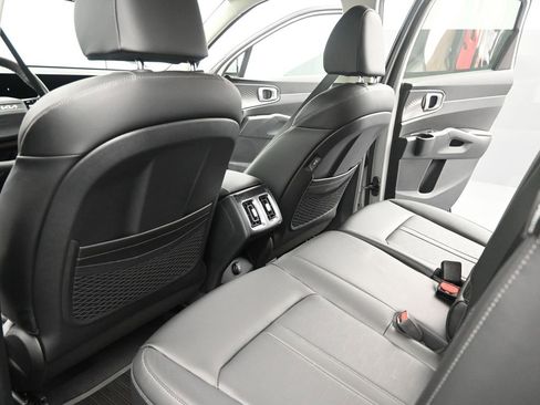 Certified 2026 Kia Sorento S AWD/4WD image 17