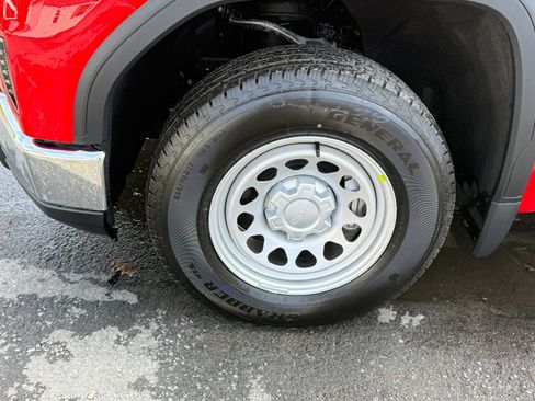 New 2026 GMC Sierra 1500 Pro AWD/4WD image 9