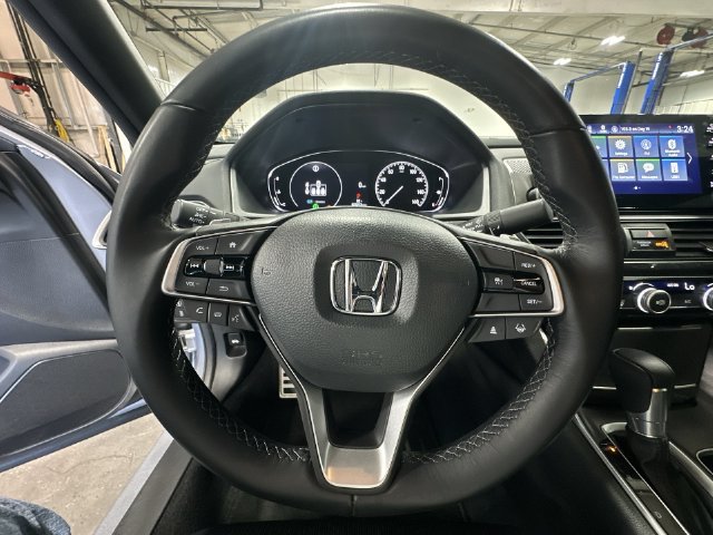 Used 2022 Honda Accord Sport image 15