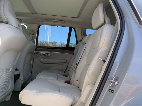 New 2026 Volvo XC90 B6 Ultra w/ Protection Package AWD/4WD image 16