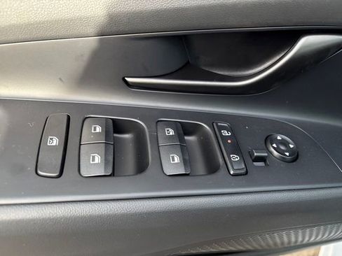 New 2026 Hyundai Elantra SEL Sport Premium FWD image 7