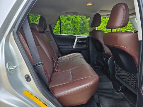 Used 2017 Toyota 4Runner Limited RWD image 33