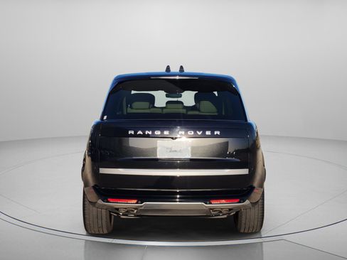 Certified 2024 Land Rover Range Rover Long Wheelbase Autobiography image 4