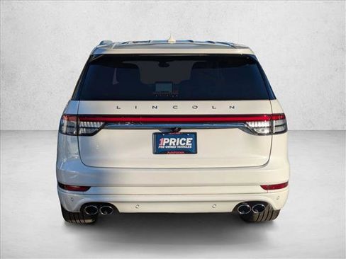 Used 2022 Lincoln Aviator Reserve w/ Equipment Group 201A image 7