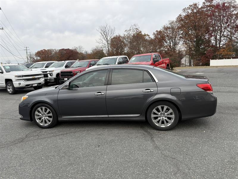 Used 2011 Toyota Avalon Limited FWD image 8