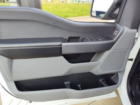 Used 2021 Ford F150 XLT image 19