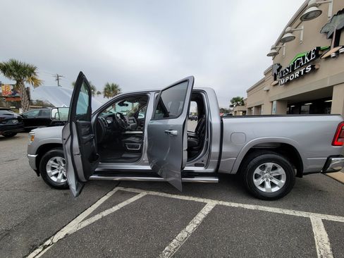 Used 2019 RAM 1500 Laramie w/ Trailer Tow Group image 21