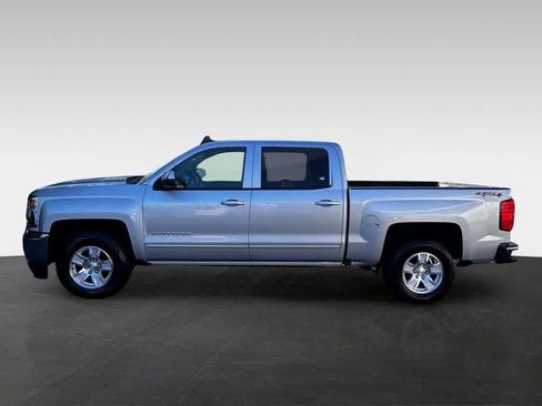 Used 2017 Chevrolet Silverado 1500 LT w/ All Star Edition AWD/4WD image 4