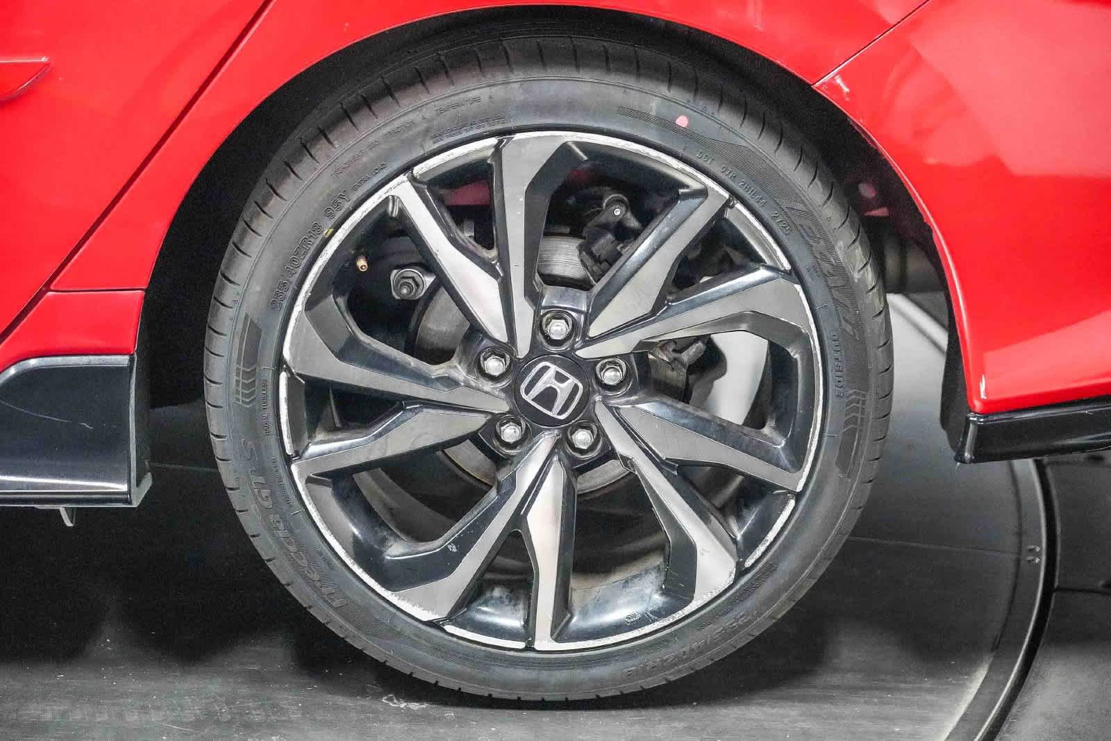 Used 2017 Honda Civic Sport image 10