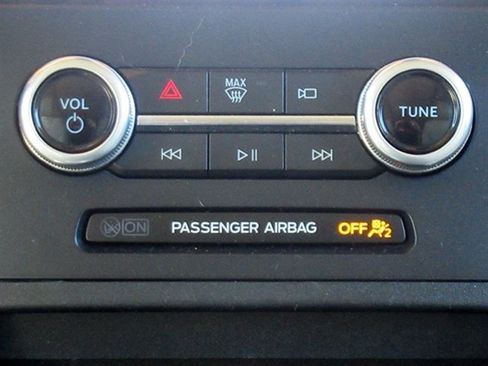 Used 2022 Ford Edge Titanium AWD/4WD image 26
