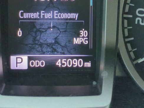 Used 2021 Toyota Tacoma SR5 image 24