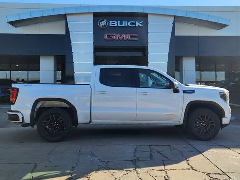 New 2026 GMC Sierra 1500 Elevation image 3