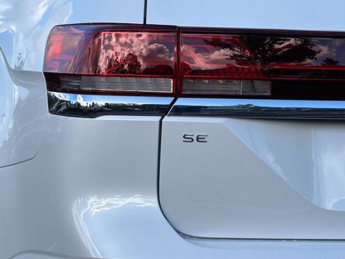New 2026 Volkswagen Atlas SE image 26