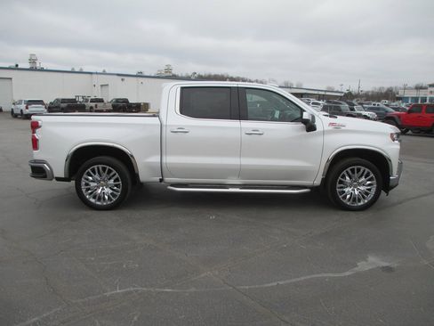 Used 2021 Chevrolet Silverado 1500 LTZ w/ LTZ Premium Package image 3