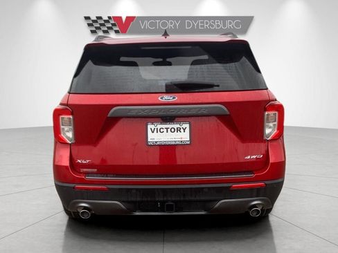 Used 2023 Ford Explorer XLT w/ Equipment Group 202A image 7