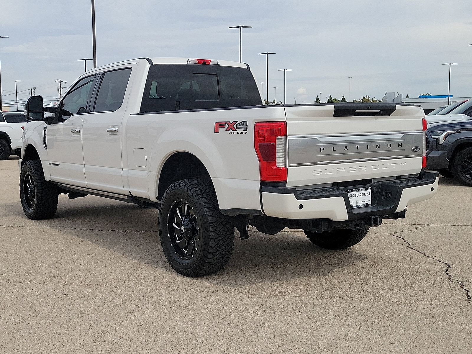 Used 2019 Ford F250 Platinum w/ Platinum Ultimate Package AWD/4WD image 3