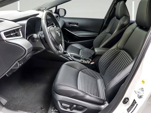 Used 2024 Toyota Corolla XSE FWD image 8