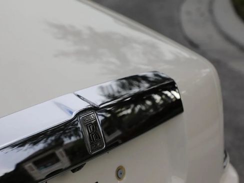 Used 2011 Rolls-Royce Phantom Sedan RWD image 54