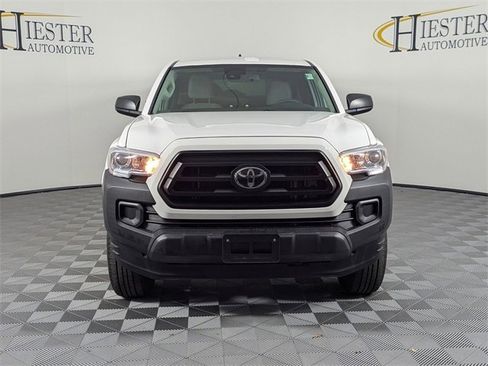 Used 2022 Toyota Tacoma SR image 6