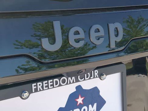 New 2026 Jeep Cherokee Laredo AWD/4WD image 12