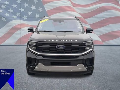 Certified 2025 Ford Expedition Platinum AWD/4WD image 7