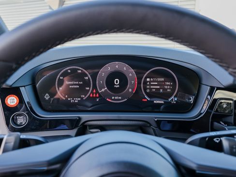 New 2025 Porsche Cayenne image 15