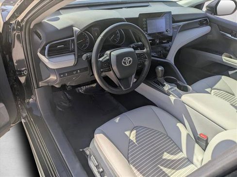 Certified 2023 Toyota Camry SE image 9