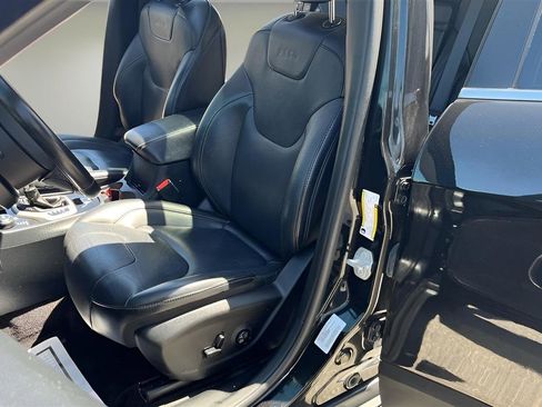 Used 2016 Jeep Cherokee Limited AWD/4WD image 15