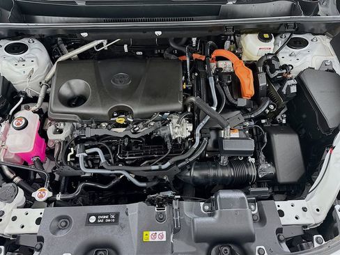 Certified 2025 Toyota RAV4 XLE image 10