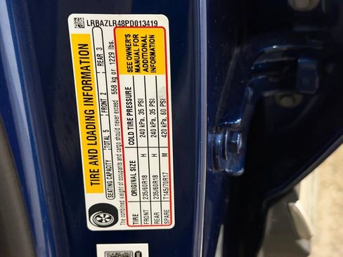 Certified 2023 Buick Envision Preferred FWD image 22