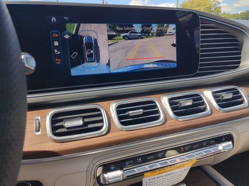 New 2026 Mercedes-Benz GLE 53 AMG 4MATIC image 34