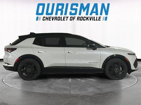 New 2026 Chevrolet Equinox EV RS image 7