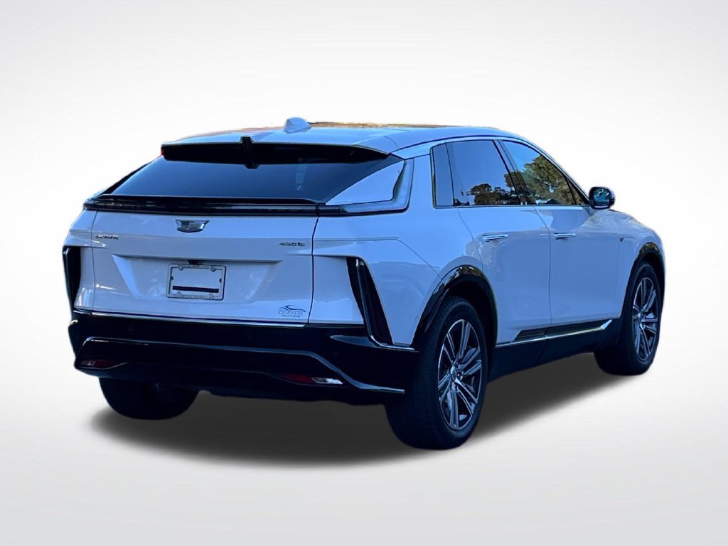 Used 2025 Cadillac Lyriq Luxury RWD image 5