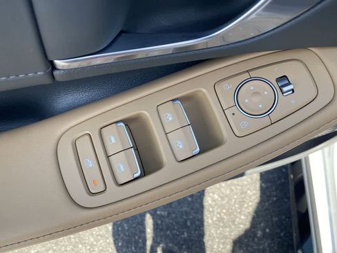 Used 2023 Hyundai Sonata Limited image 13