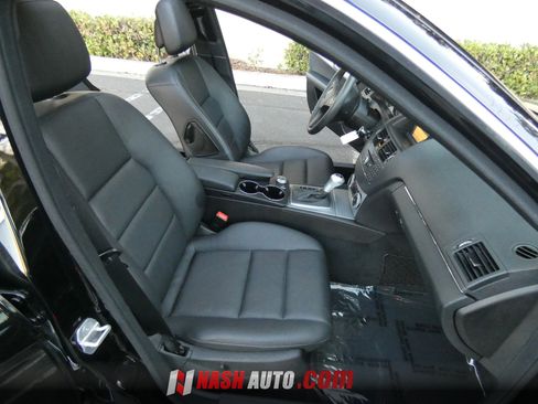 Used 2009 Mercedes-Benz C 300 Sedan image 24