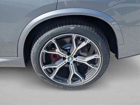 New 2026 BMW X5 sDrive40i image 9