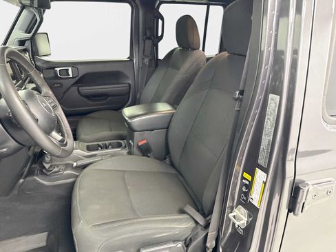 Used 2023 Jeep Gladiator Sport AWD/4WD image 13