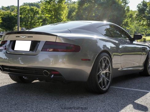 Used 2005 Aston Martin DB9 Coupe RWD image 8