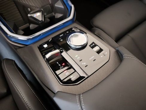 New 2025 BMW X3 xDrive30i w/ Premium Package AWD/4WD image 9